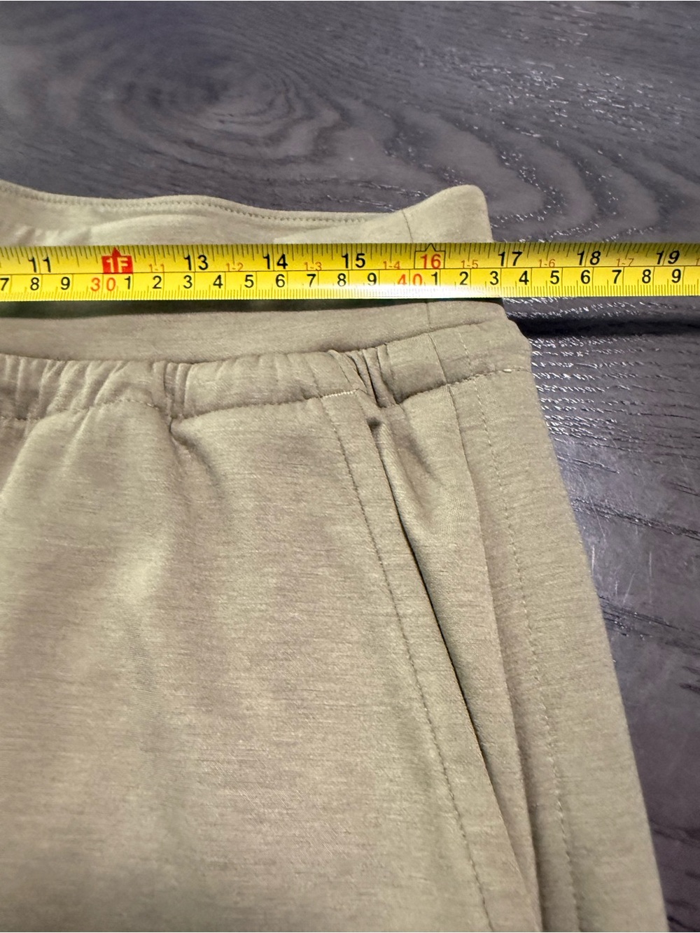 Athleta Women’s Wide Leg Pants Size L Tan Khaki Drawstring Pull On Travel - Picture 7 of 12